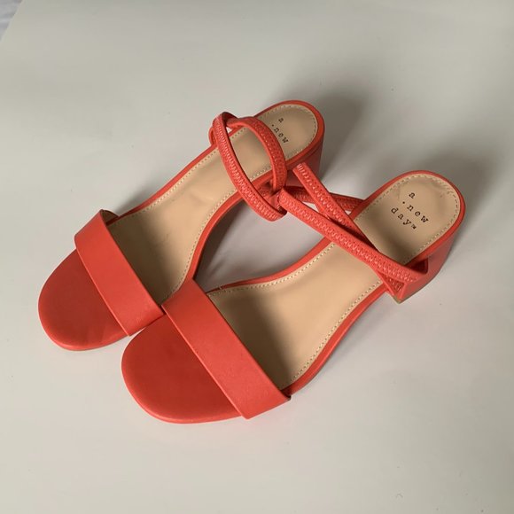 A New Day Sandals - Picture 6 of 6